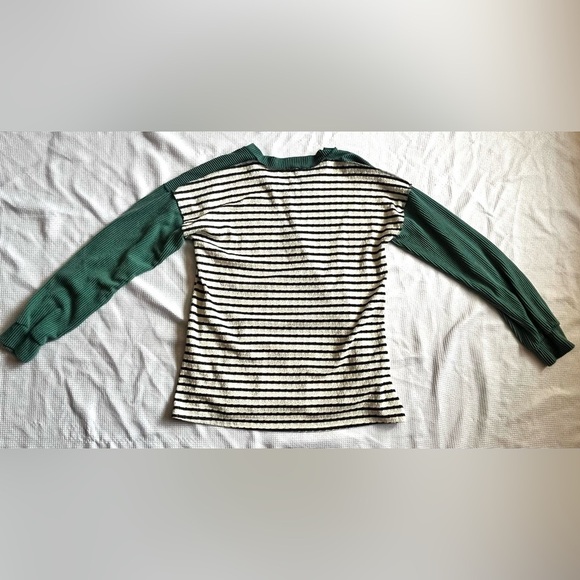 Heimish U.S.A. Women’s Long Sleeve Urban Ribbed Striped V-Neck Top 2X - Picture 11 of 12